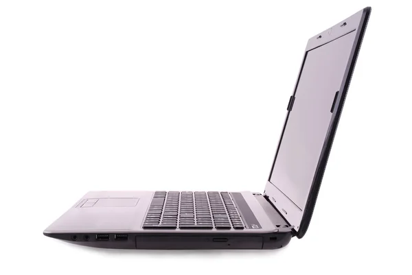 Laptop på vit — Stockfoto