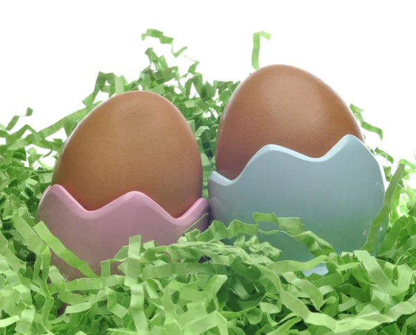 Ouă de Paște în iarbă — Fotografie, imagine de stoc