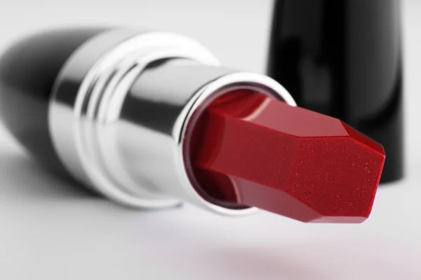 Hermoso lápiz labial rojo — Foto de Stock