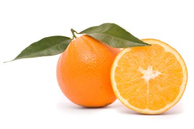 Beyaz bir arka plan üzerinde izole juicy orange.