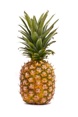 Beyaz bir arka plan üzerinde izole bir bütün ananas