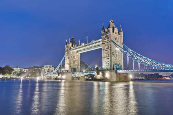 タワー ブリッジ、ロンドン, イギリス — ストック写真