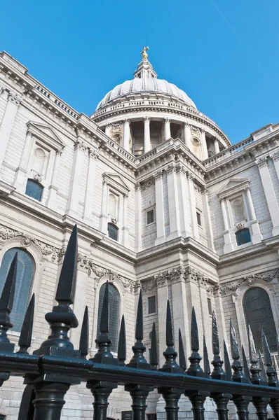 Saint paul-katedralen i london, england — Stockfoto