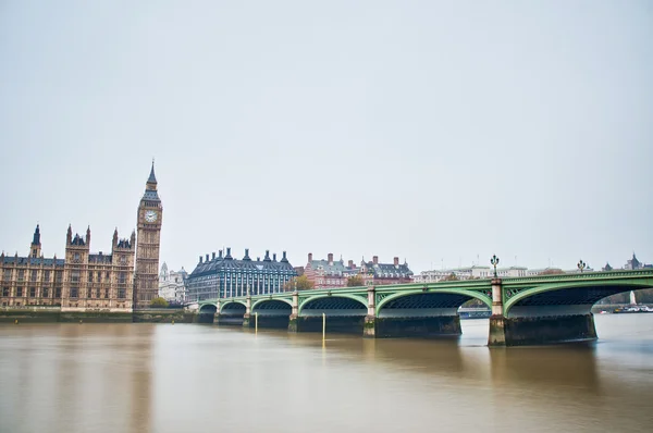Westminster Bridge en Londres, Inglaterra —  Fotos de Stock