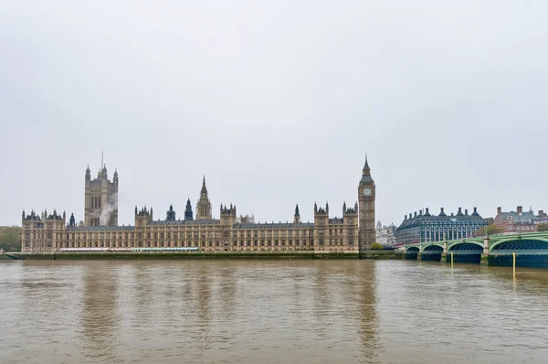 Casas do Parlamento em Londres, Inglaterra — Fotografia de Stock