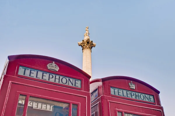 Колонна Нельсона в Лондоне, Англия — стоковое фото