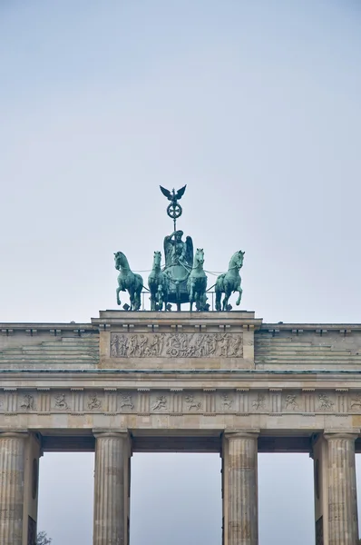 El Brandenburger Tor en Berlín, Alemania — Foto de Stock