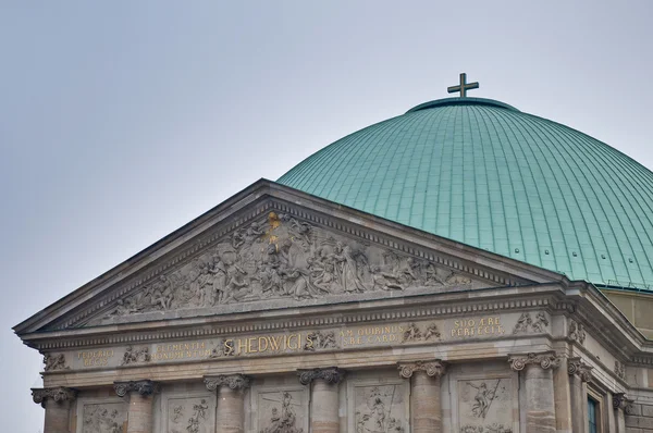 Sankt-Hedwigs-Kathedrale em Berlin, Alemania — Fotografia de Stock