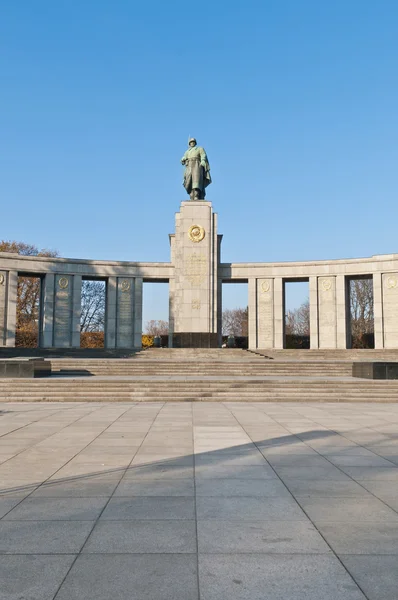 Το sowjetische ehrenmal στο Βερολίνο, Γερμανία — Φωτογραφία Αρχείου