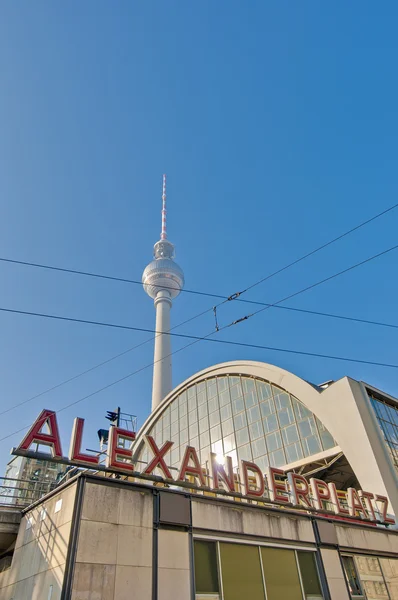 Alexanderplatz, w centralnej berlińskiej dzielnicy Berlina. — Zdjęcie stockowe