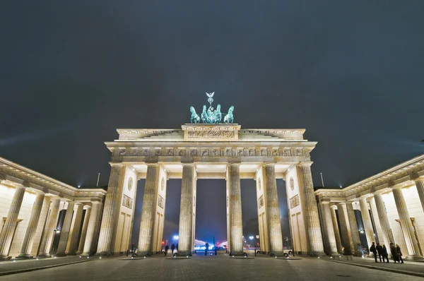 De brandenburger tor in Berlijn, Duitsland — Stockfoto