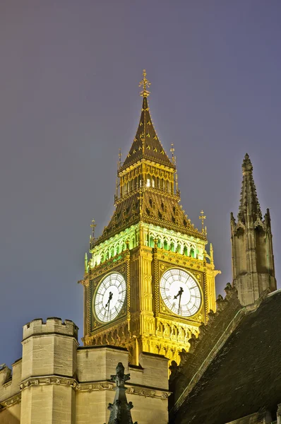 Tårnklokken Big Ben i London, England – stockfoto
