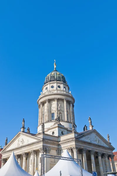 El Franzosischer Dom en Berlín, Alemania — Foto de Stock