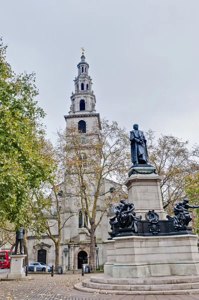 Церковь Святого Климента Датского в Лондоне, Англия — стоковое фото