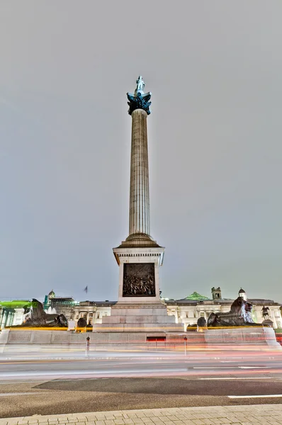 Nelsons kolonne in london, england — Stockfoto