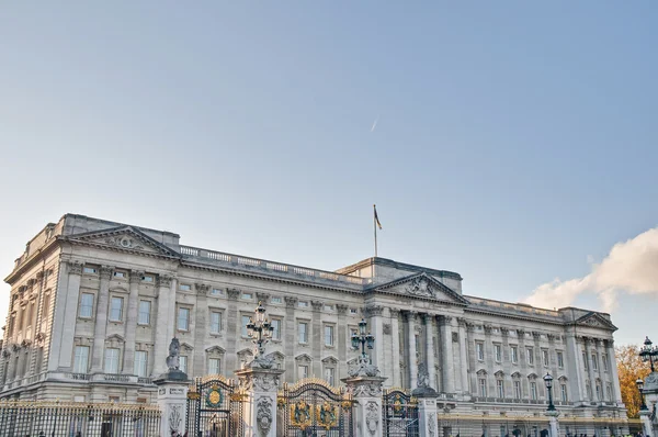 在伦敦，英国白金汉宫 — 图库照片