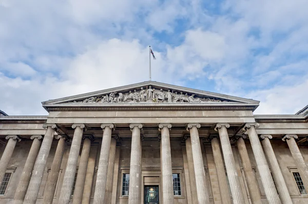 Британский музей в Лондоне, Англия — стоковое фото