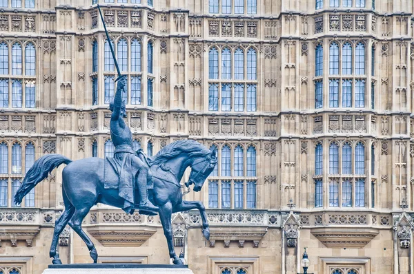 Richard 1st statue at London, England — Stock Photo, Image