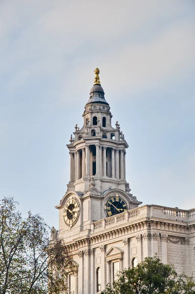 Saint paul-katedralen i london, england — Stockfoto