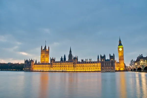 在伦敦，英国议会上下院 — 图库照片
