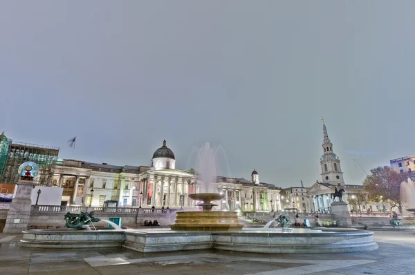 Трафальгарская площадь в Лондоне, Англия — стоковое фото