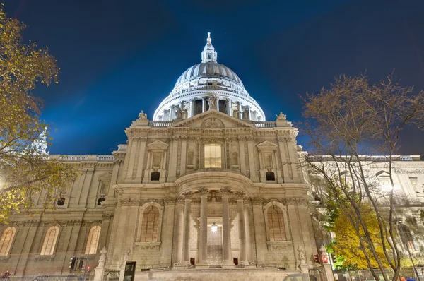 Katedrála svatého Pavla v Londýně, Anglie — Stock fotografie