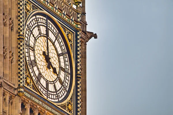 Πύργο του ρολογιού Μπιγκ Μπεν στο Λονδίνο, Αγγλία — Φωτογραφία Αρχείου