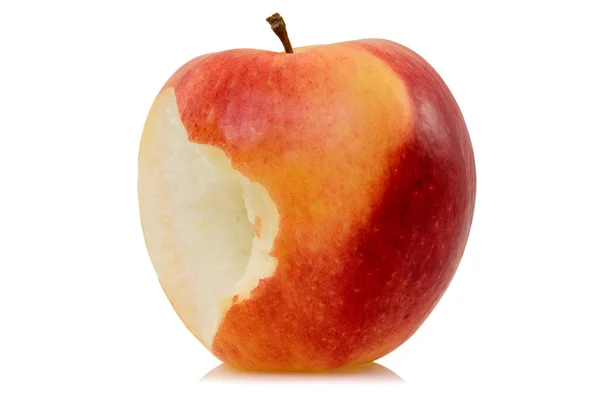 かまれた赤いリンゴ — ストック写真