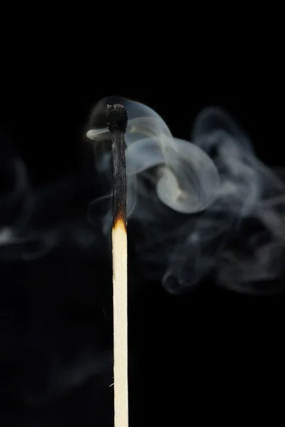 Fumo de um fósforo — Fotografia de Stock