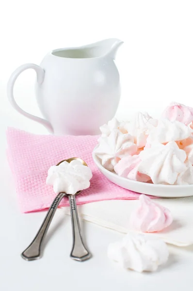 Merengues brancos e rosa — Fotografia de Stock