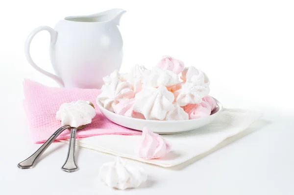 Beyaz ve pembe meringues — Stok fotoğraf