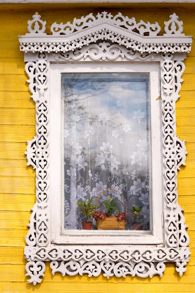 Tradycyjne okna rosyjski — Zdjęcie stockowe