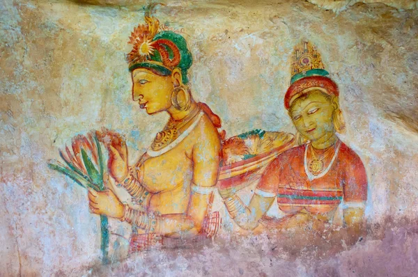 Античная азиатская фреска с обнаженной женщиной — стоковое фото
