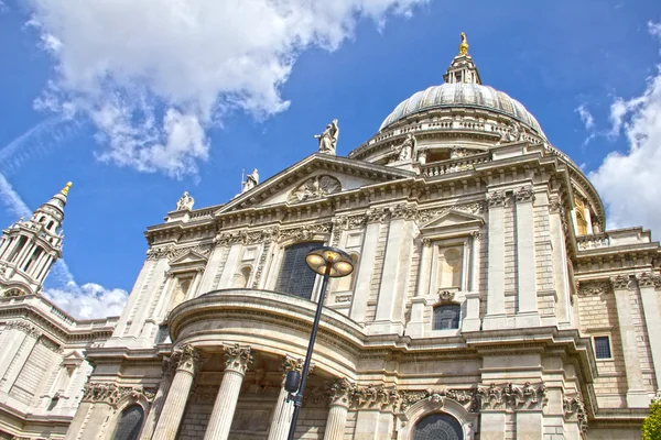 St paul 's cathedral, london, uk — Stockfoto