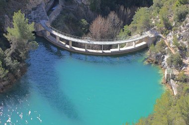 Bimont Park 'taki baraj duvarı, Provence, Fransa