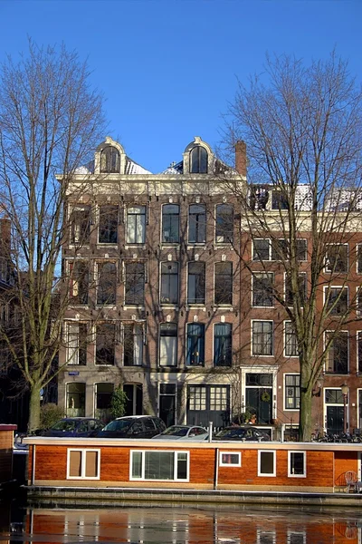 Dom łódź Amsterdam — Zdjęcie stockowe