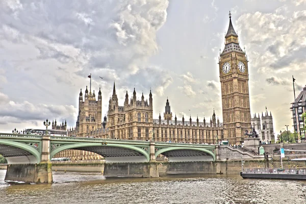 Westmünsterbrücke mit Big Ben, London, Großbritannien — Stockfoto