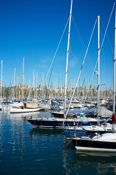 Yachts & boats in a harbour. — Stock Photo, Image
