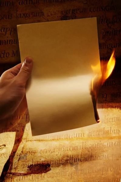 Burn after reading — Stock Photo, Image