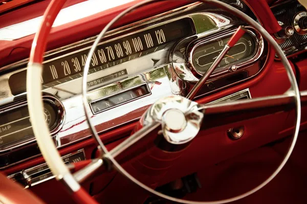 Vintage bil interiör. — Stockfoto