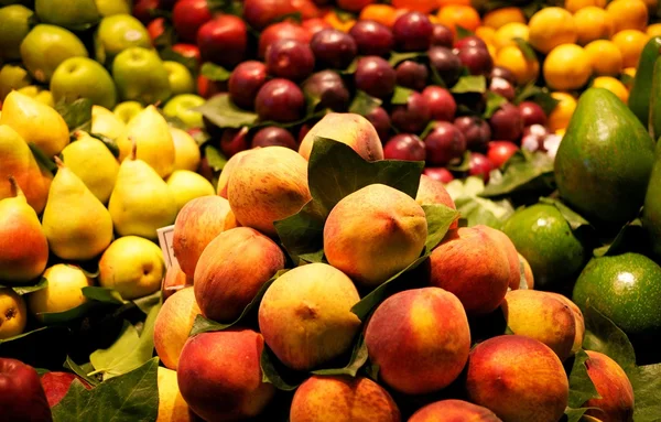 Trh čerstvé ovoce — Stock fotografie