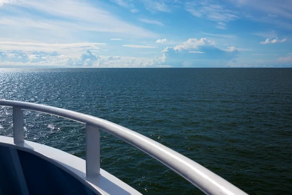 Výhled na moře z paluby. — Stock fotografie