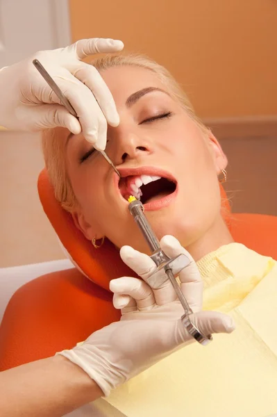 Chirurgie du dentiste — Photo