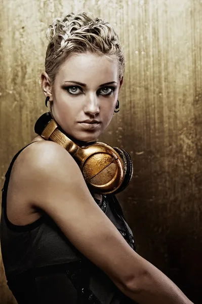 Punk girl with headphones — Stock Photo, Image