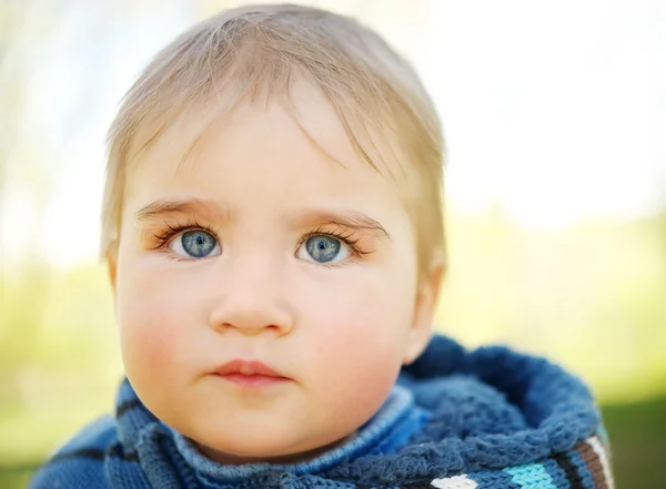 Baby boy outdoor — Stock Photo, Image
