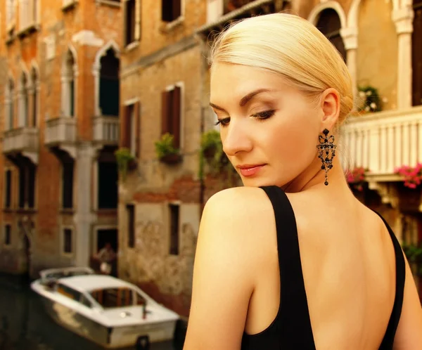 Venetiaanse vrouw — Stockfoto