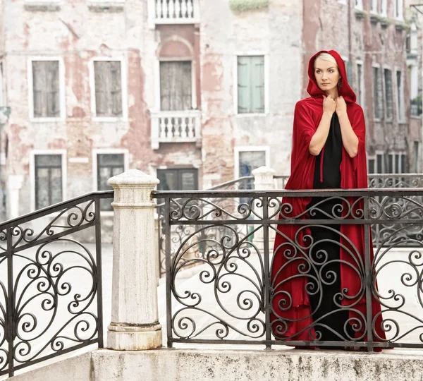 베네치아 여자 — 스톡 사진