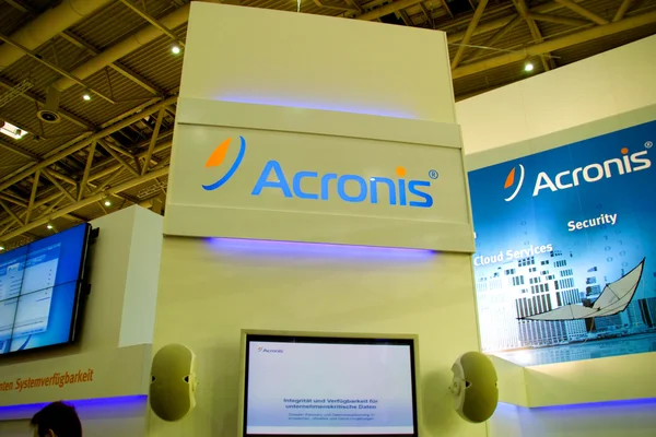 HANNOVER, GERMANY - MARCH 5: stand of the Acronis on March 5, 2011 in CEBIT — Stock Photo, Image