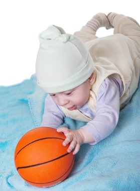 basketbol topu ile şirin bebek