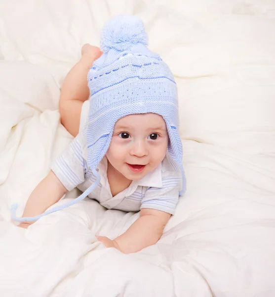 Cute little baby with blue hat — Stock Photo, Image